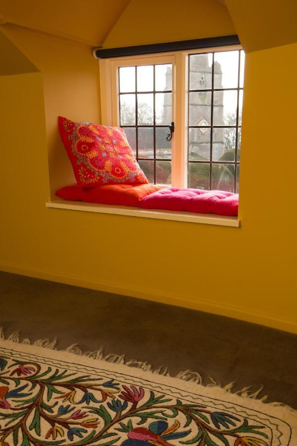 St.Michaels Bistro Bed & Breakfast Painswick Exterior foto